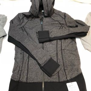 NWT lululemon daily practice jacket - size 12